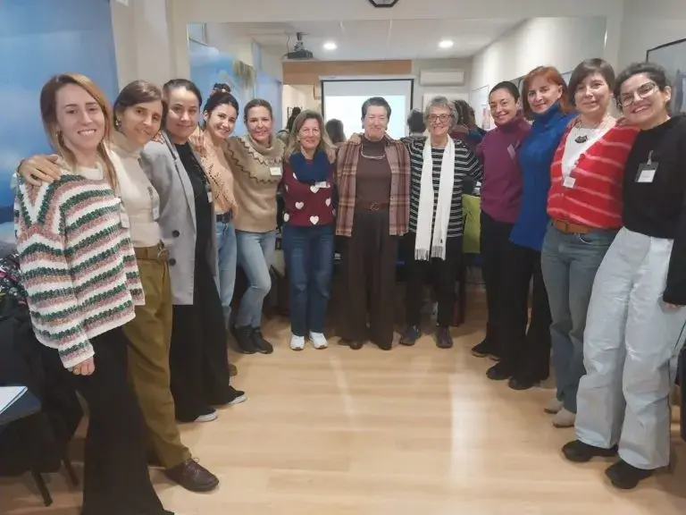alumnas y laura freixas 768x576