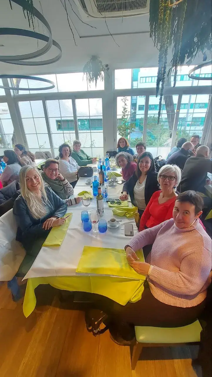 Clausura de la octava promoción del posgrado malestares comida profes 3